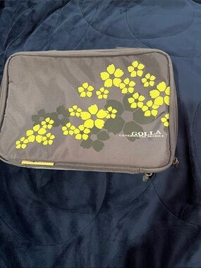 Golla Floral Tech case in Dark Gray with Yellow Flowers